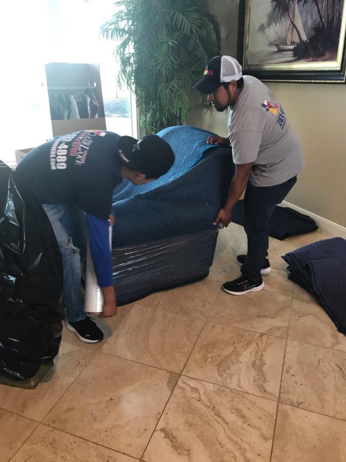 dickinson movers