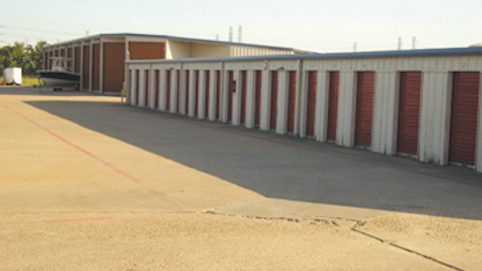 moving and storage movers